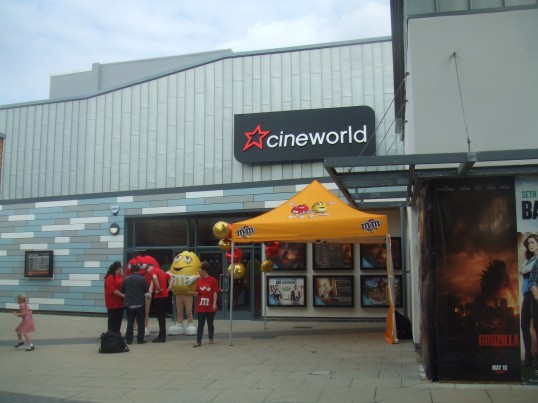 St neots cinema restaurants