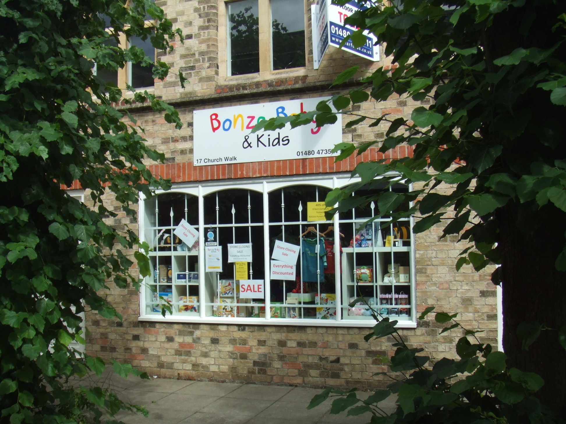 bonza baby – shop about to close in church walk, just off st neots